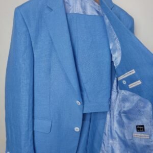 Traje completo color azul cielo en Lino / Corte clasico